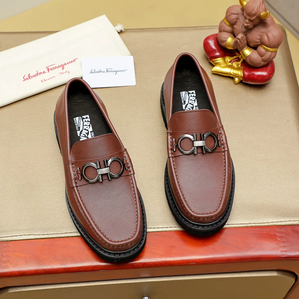 Men's shoes 💰500 Ferragamo [Ferragamo] top imported suit men's shoes 💯Original copy of the official website, product materials: selected imported embossed calfskin + luxury hardware buckle accessories ~ imported water-dyed cow 🐂 leather lining. Strong three-dimensional visual effect, original combination outsole, multiple colors available😘 Size: 38-44 (.45.46. Customized)